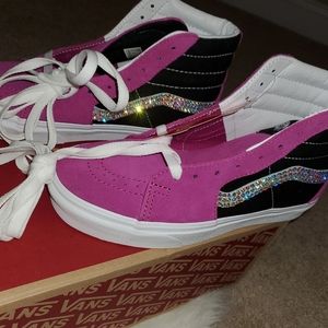 Woman 6.5 Vans Sk8-Hi